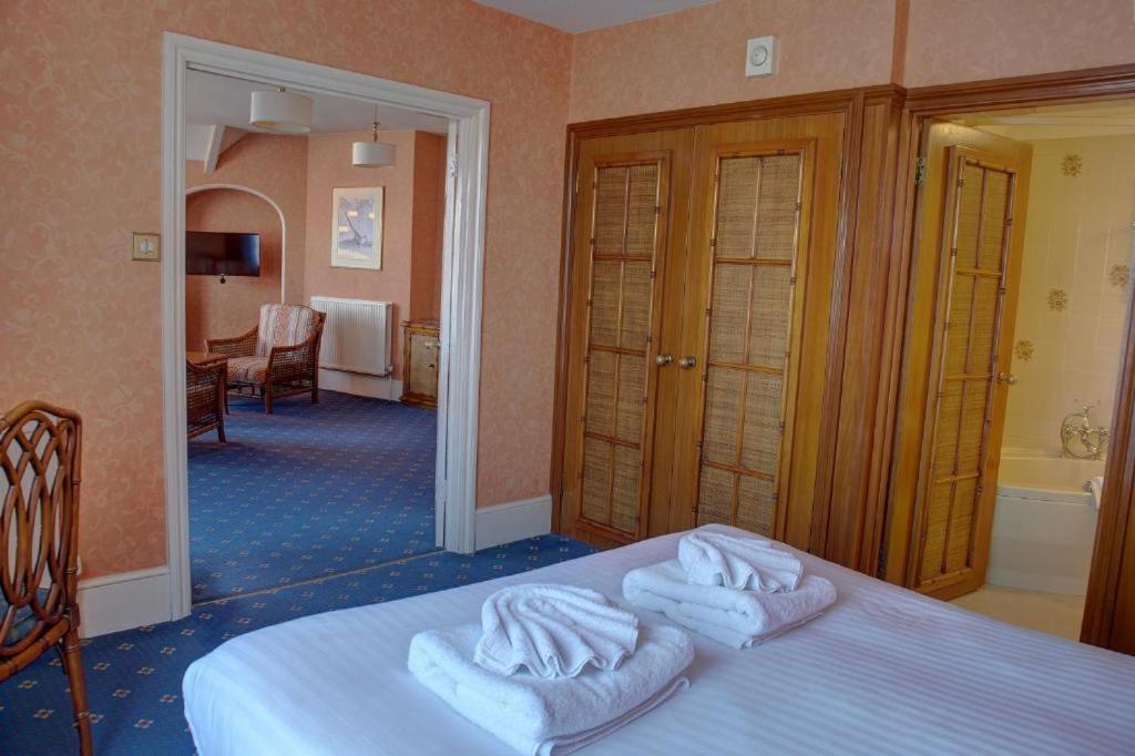 The Orwell Hotel Felixstowe Kültér fotó