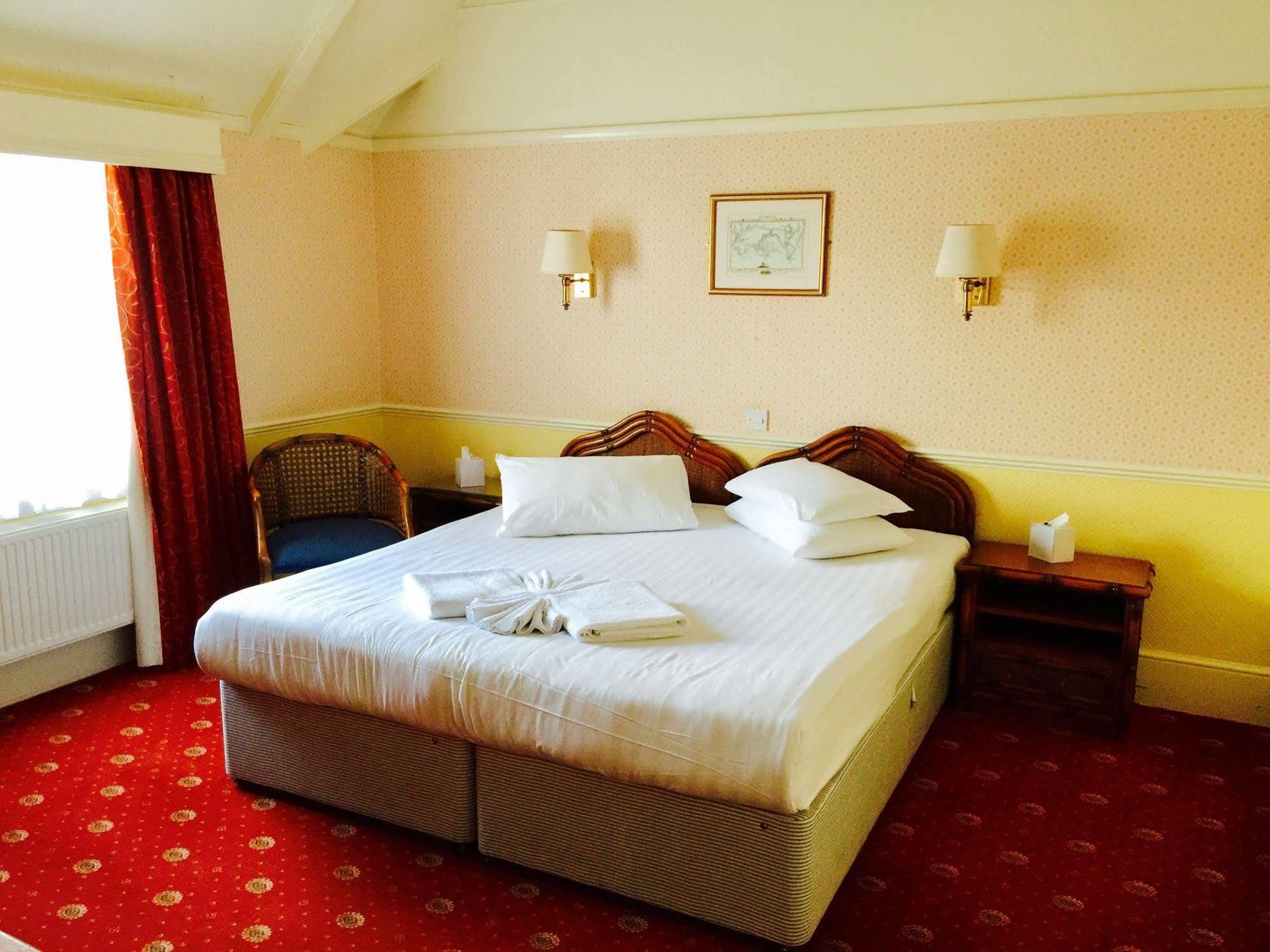 The Orwell Hotel Felixstowe Kültér fotó